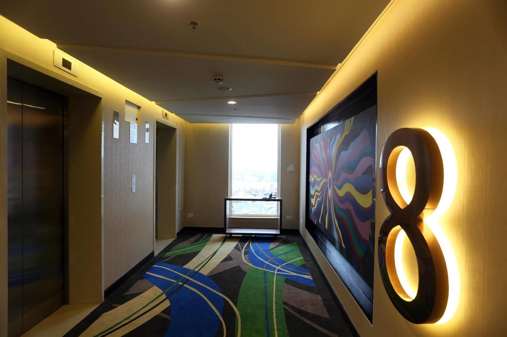 Holiday Inn Express Chennai Old Mahabalipuram Road Exterior foto